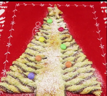Árvore de Natal com massa folhada e Nutella -